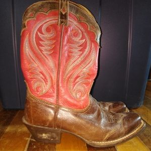 Women's Square Toe Ariat Cowboy Boots